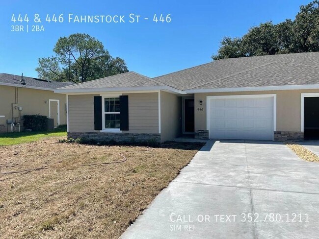 Building Photo - Eustis 3 Bed, 2 Bath Duplex