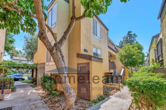 Foto del edificio - 2 BR/ 2 BA 894 SQFT CONDO IN MISSION VALLE...