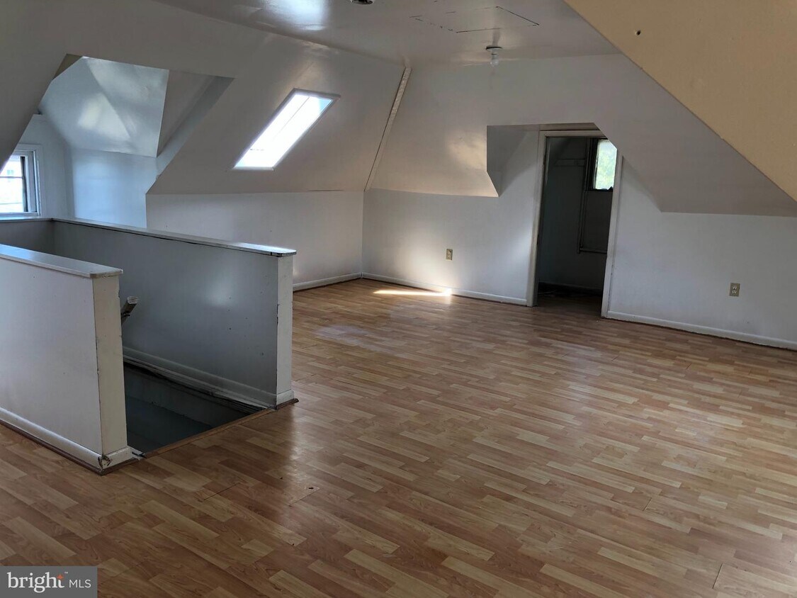 Foto principal - 703 2nd St