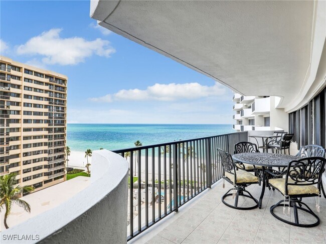 Foto del edificio - 4005 Gulf Shore Blvd N