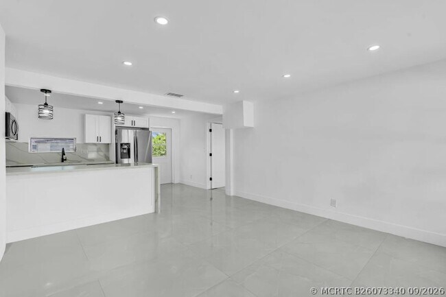Foto del edificio - 4156 SW 49th Ct