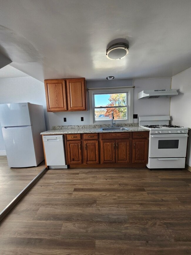 Foto del edificio - 20-22-22 S Main St