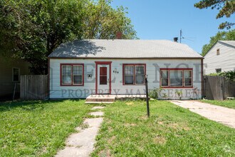 Building Photo - 639 Harding St