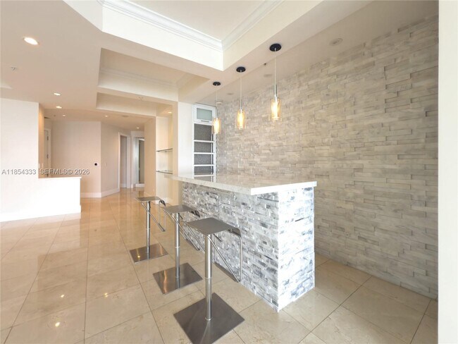 Foto del edificio - 848 Brickell Key Dr
