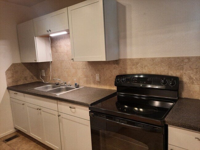 Foto del edificio - 512 Phoenix Ave