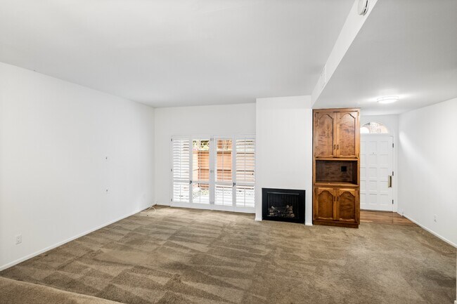 Foto del edificio - 11260 Overland Ave