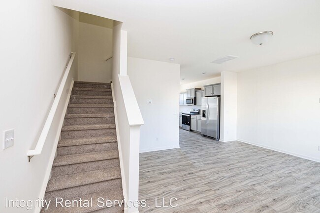 Building Photo - 3 br, 2.5 bath House - 440 Kincaid Rd