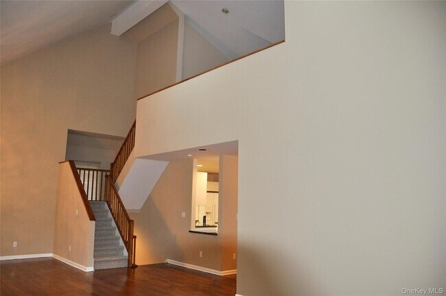 Foto del edificio - 23 Deertree Ln