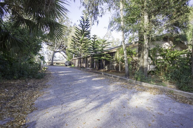 Building Photo - 537 Mary Jess Road, Unit 1
