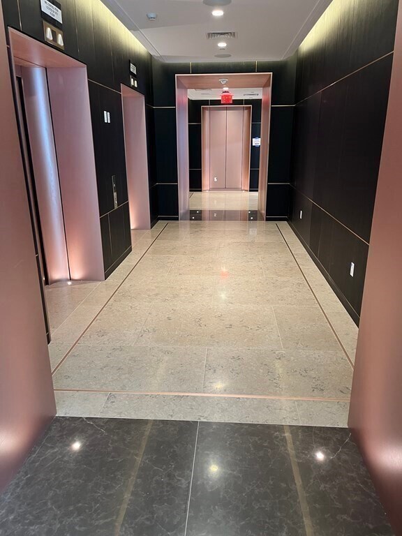 Foto del edificio - 436 Stuart St