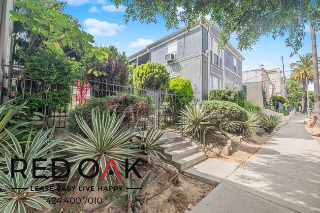 Building Photo - 411 Witmer St