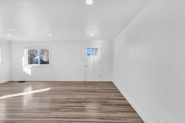 Foto del edificio - 4454 S Acoma St