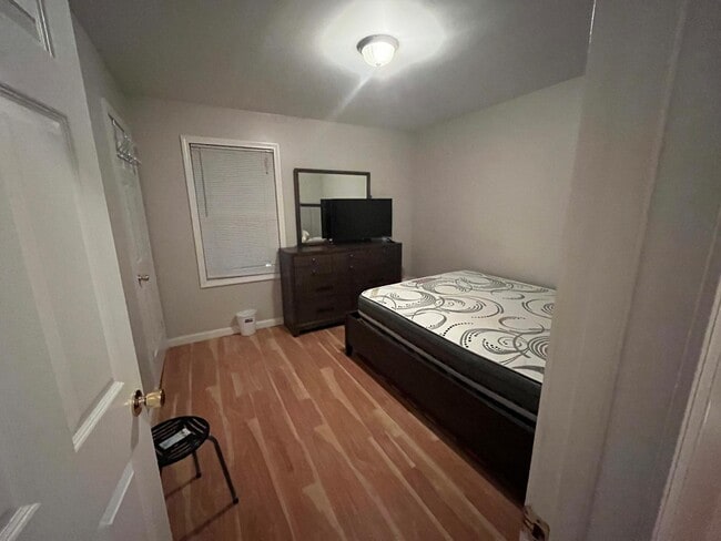 Foto del edificio - 877 Douglas Ave