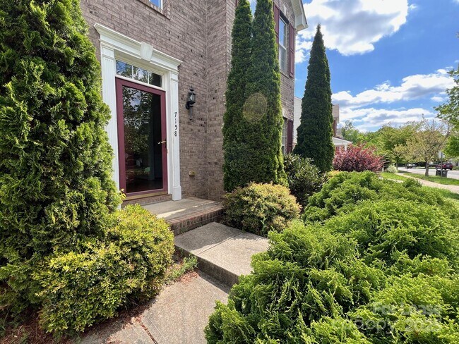 Foto del edificio - 7158 April Mist Trail