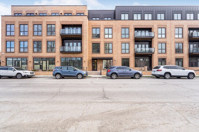 Foto del edificio - 877 N East St