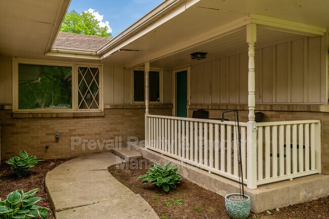 Building Photo - 5418 Tam O Shanter Dr