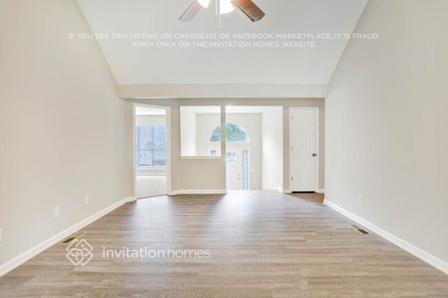 Building Photo - 135 Carrera Rd