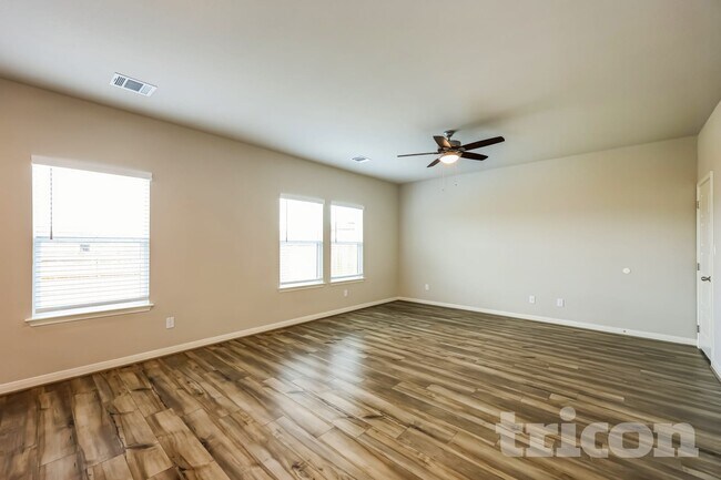 Building Photo - 13522 Emerson Wy