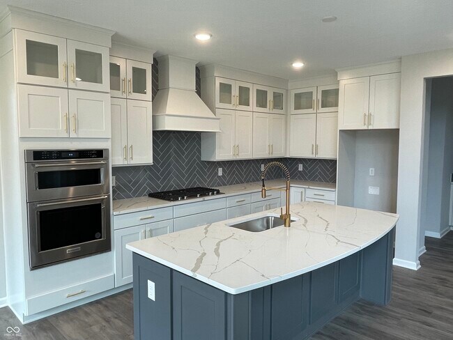 Building Photo - 14472 Beaument Blvd