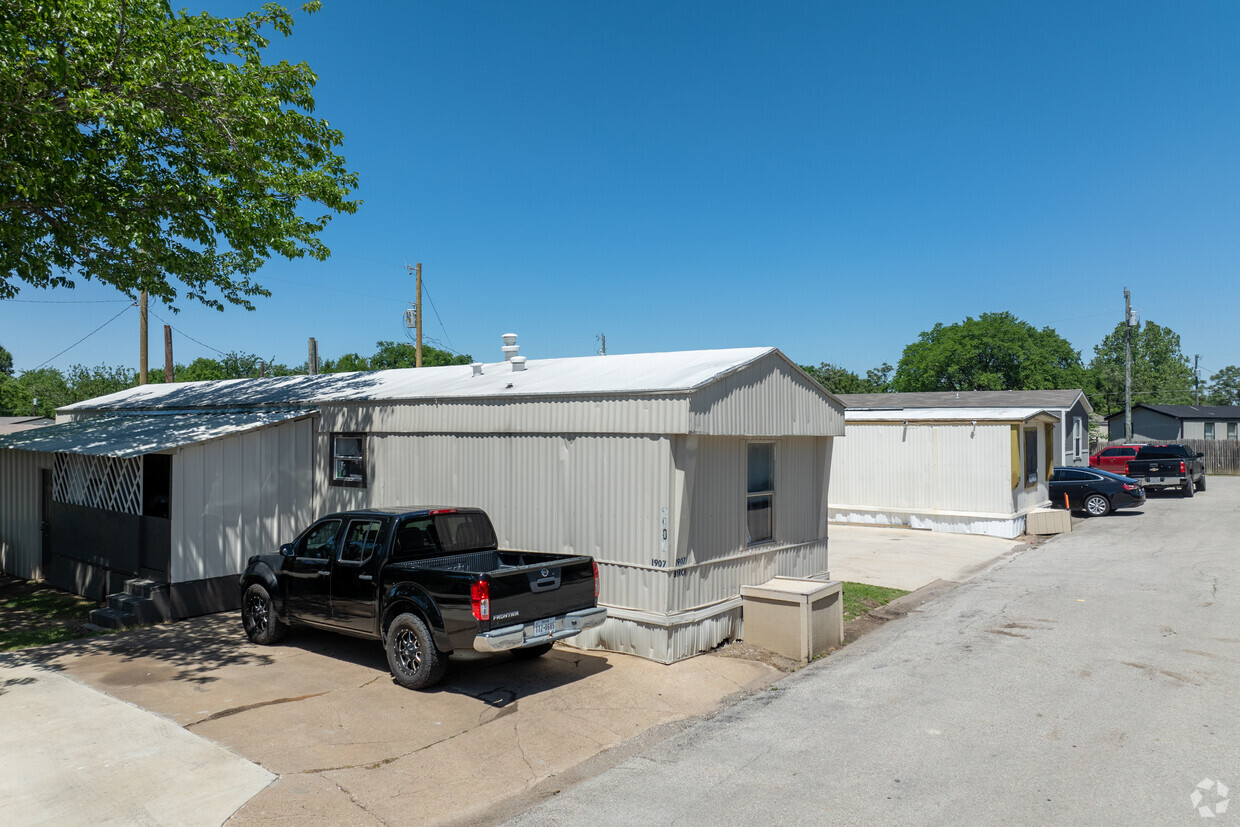 Primary - Glenn Heights Town & Country