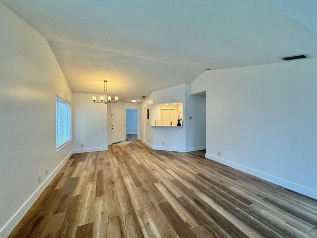 Foto del edificio - 815 Boynton Beach Blvd