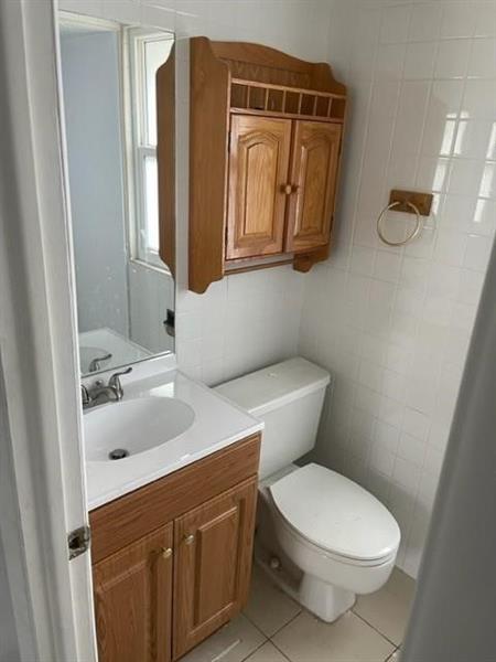 Building Photo - 1901 Pierce St