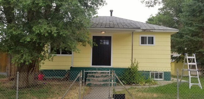Building Photo - 359 H St