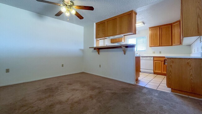 Foto del edificio - Cute 3 Bedroom 2 Bathroom Home