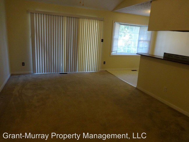 Building Photo - 3 br, 2 bath House - 15 Astor Drive