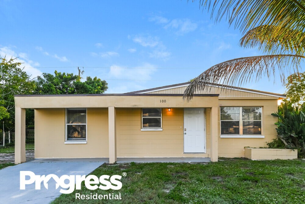 Primary Photo - 100 Apache St