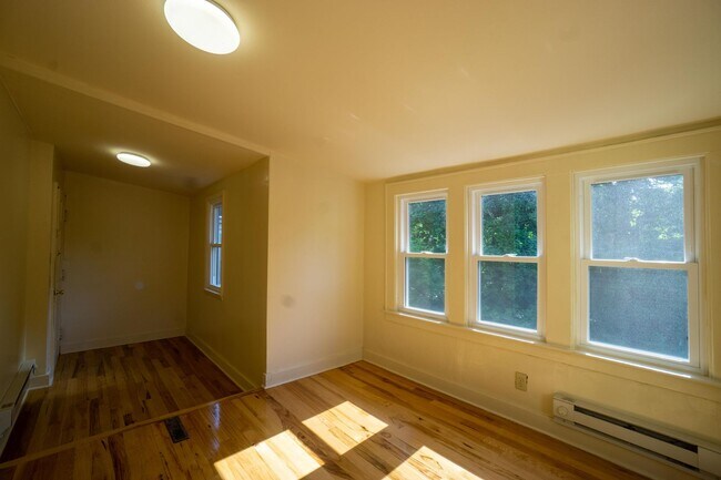 Foto del edificio - 720 Livingston Ave