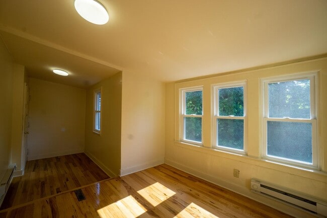 Foto del edificio - Newly renovated 3 bedroom apartment close ...