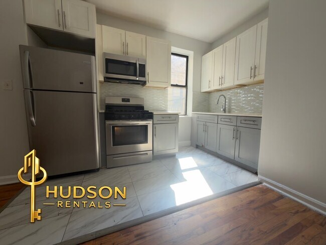Building Photo - 161 Bergen Ave
