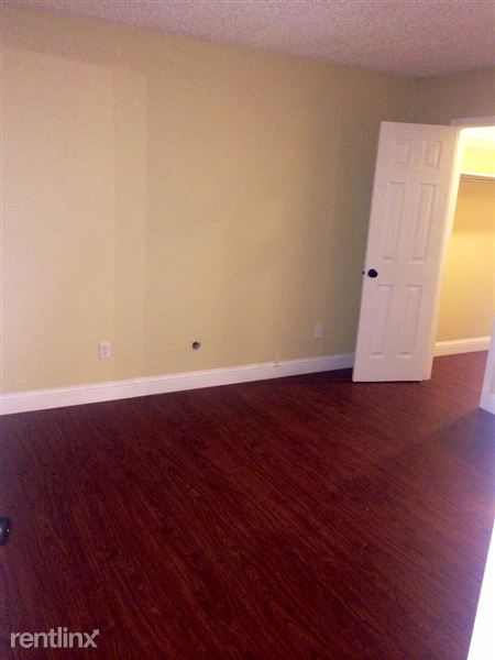 Building Photo - 4621 Country Creek Dr
