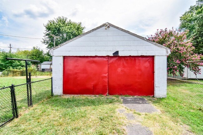 Foto del edificio - 2011 Cool Lane