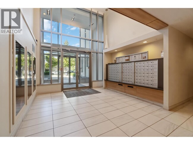 Building Photo - 5598 Ormidale St