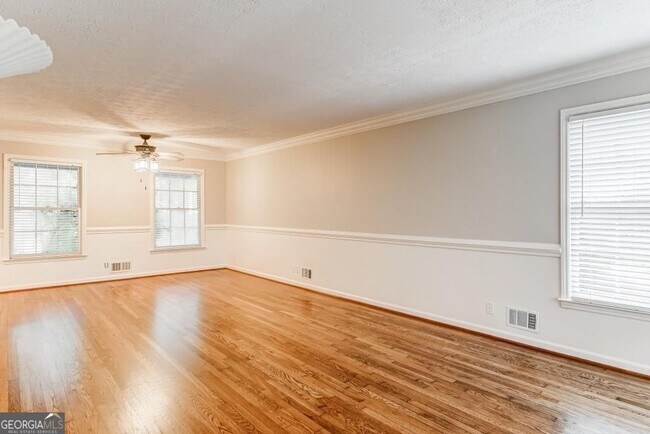 Building Photo - 426 Shiloh Rd NW