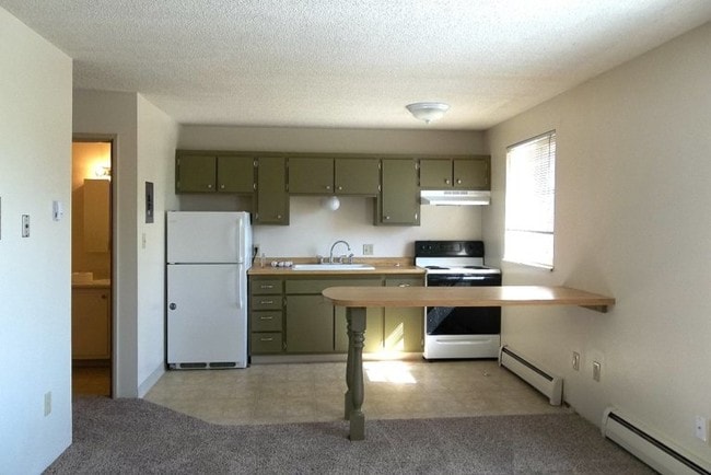Foto del edificio - 308 E Oak St