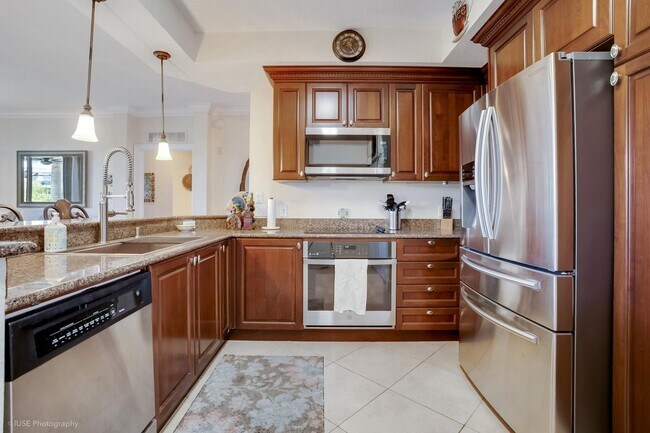 Foto del edificio - 1690 Renaissance Commons Blvd