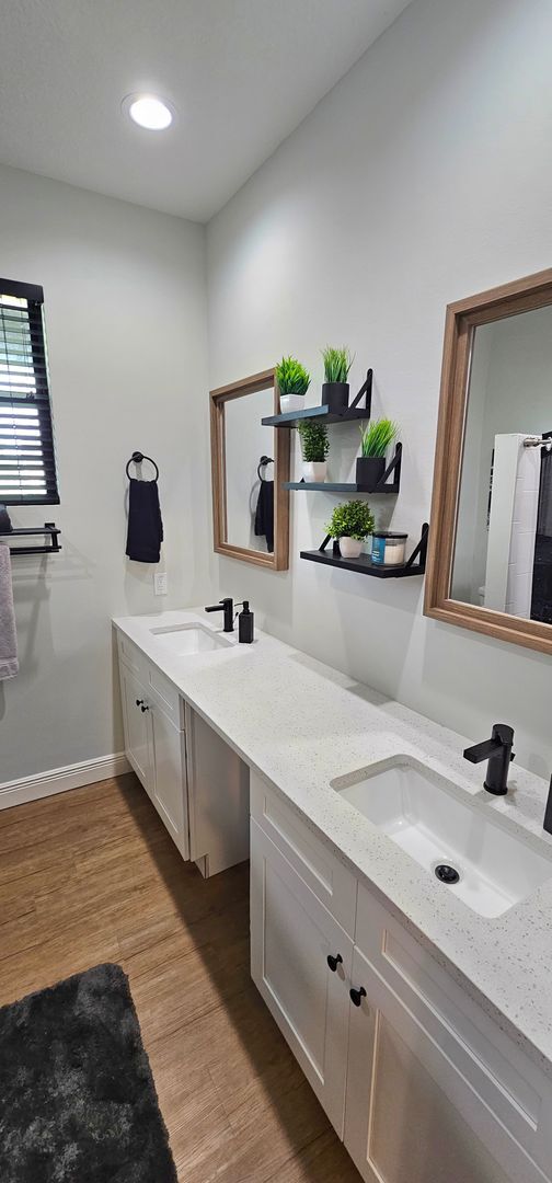 Foto del edificio - Newfound Harbor 4-bedroom New Construction...