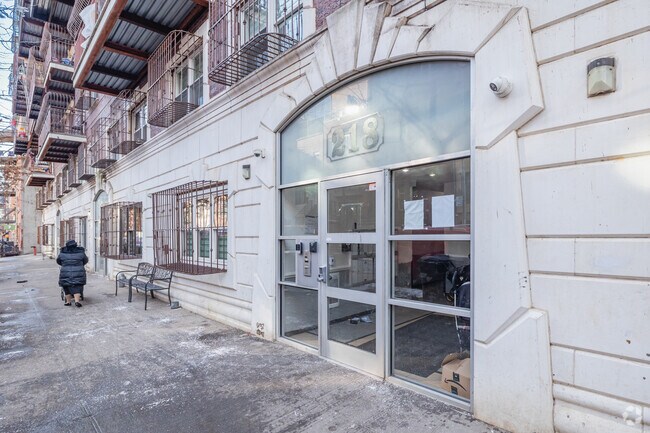 Building Photo - 218-228 Skillman St