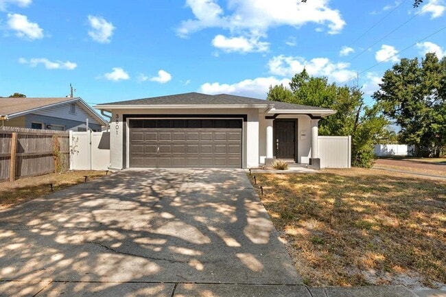 Building Photo - 3801 1st Ave N