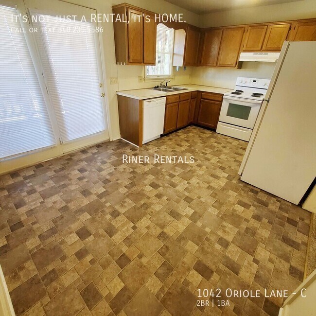 Foto del edificio - 1042 Oriole Ln