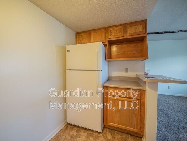 Foto del edificio - 1121 N College Dr