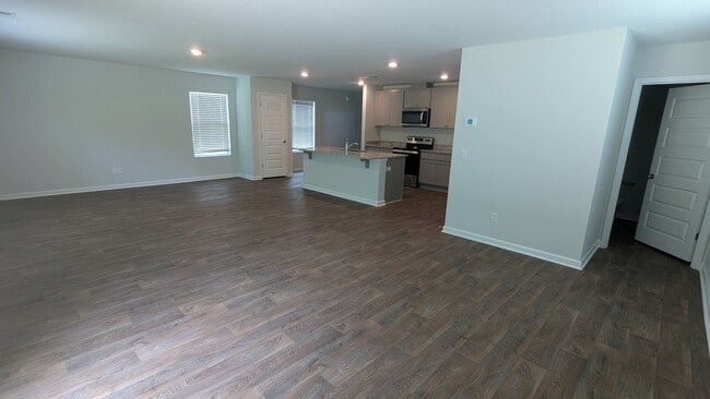 Building Photo - 415 Coconut Dr