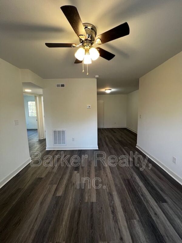 Foto del edificio - 555-4 E. Edenton Street