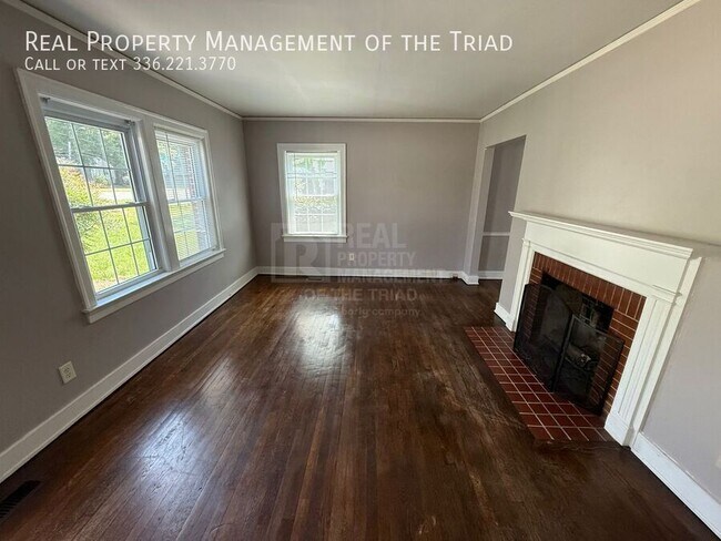 Foto del edificio - 1003 W Wendover Ave
