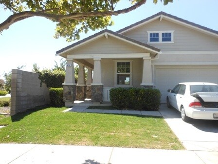 Primary Photo - 420 Jacobs Dr