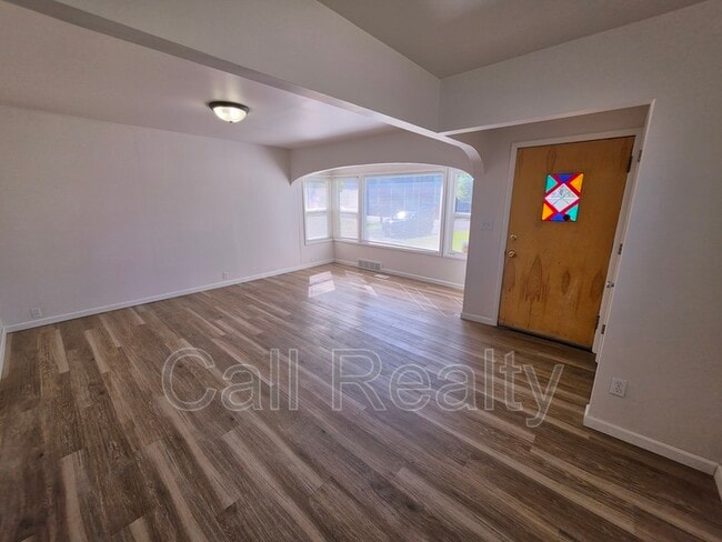 Building Photo - 19019 E Alki Ave