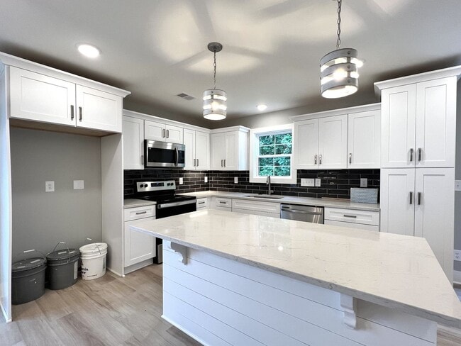 For Lease - 3 Bed, 2.5 Bath, 1515sqft Townhome, Lebanon, TN - For Lease - 3 Bed, 2.5 Bath, 1515sqft Townhome, Lebanon, TN